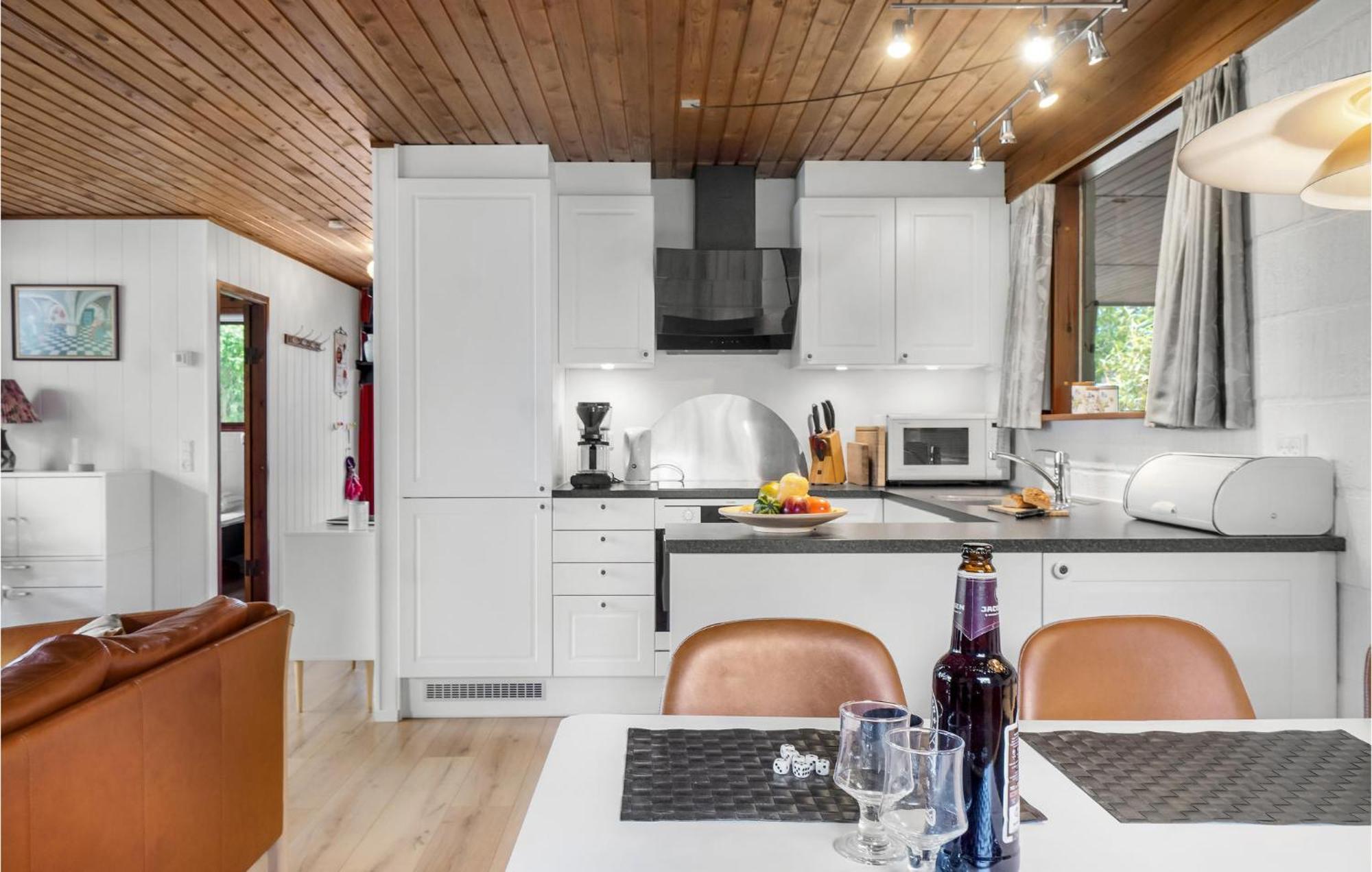 Amazing Home In Kalundborg With Kitchen 外观 照片