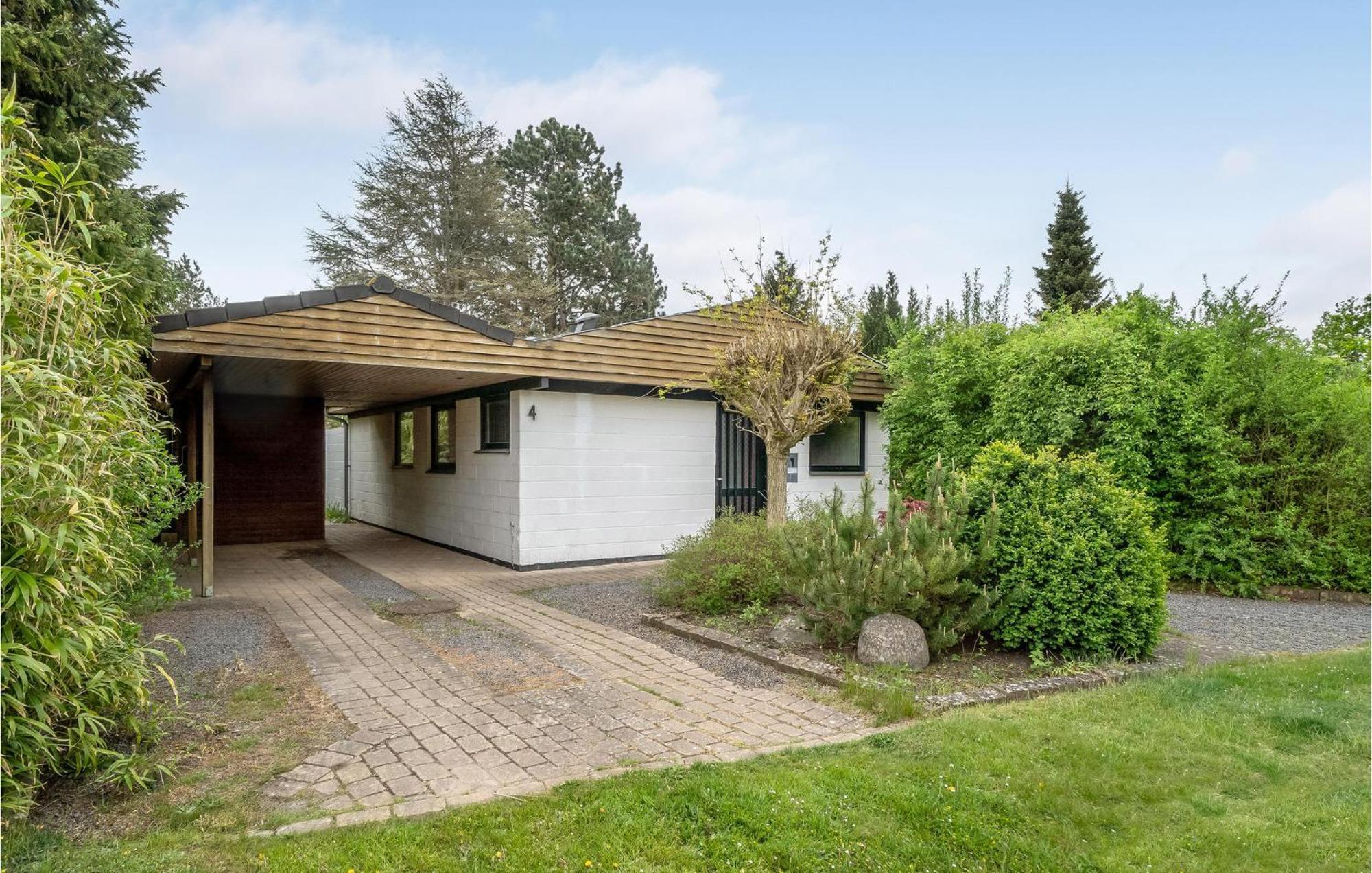 Amazing Home In Kalundborg With Kitchen 外观 照片