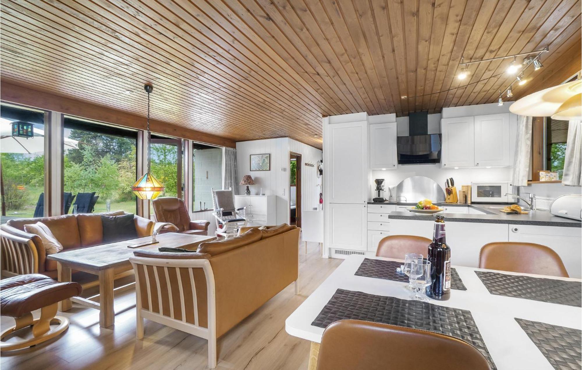 Amazing Home In Kalundborg With Kitchen 外观 照片